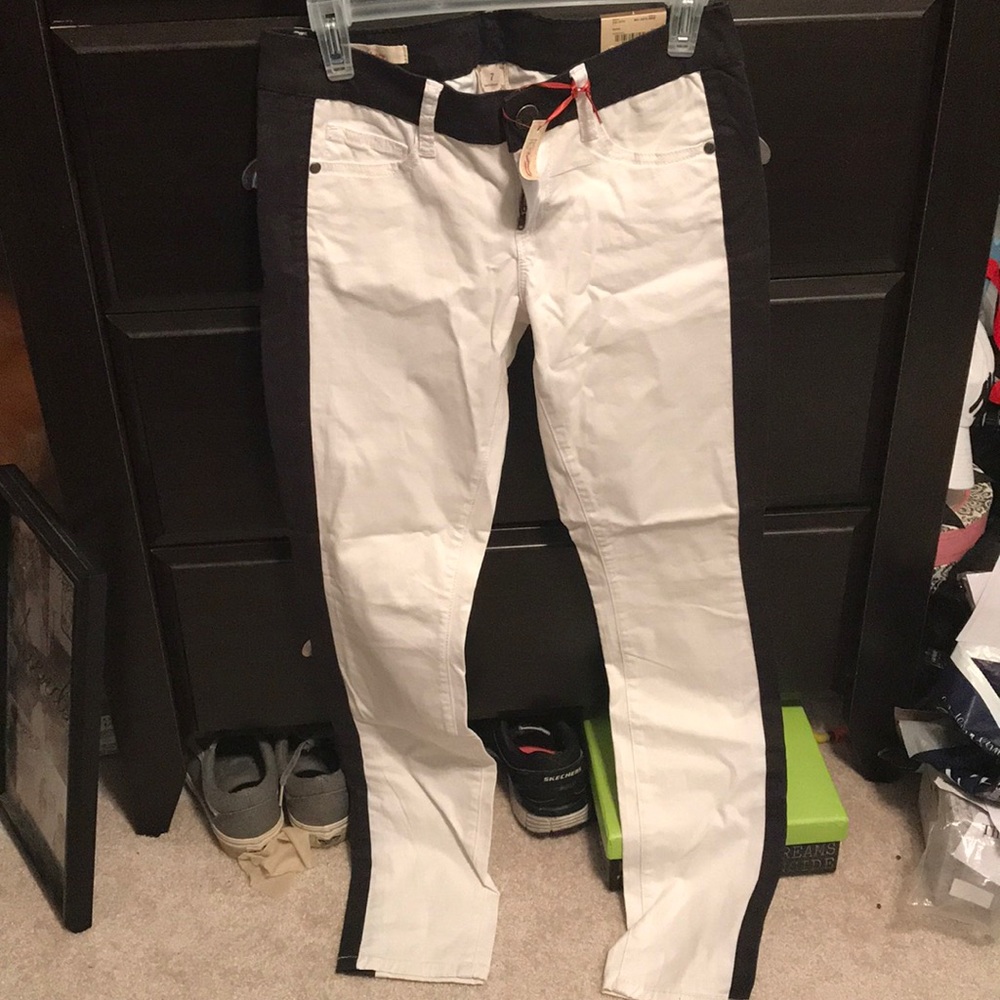 Skinny jeans by decree